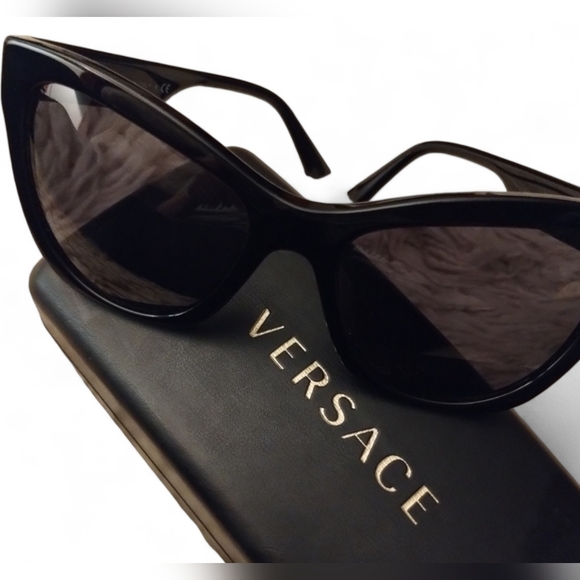NEW VERSACE Sunglasses 4417U 5358/87 56mm Black-Dark Gray Logo Eyeglasses Unisex - Picture 2 of 14